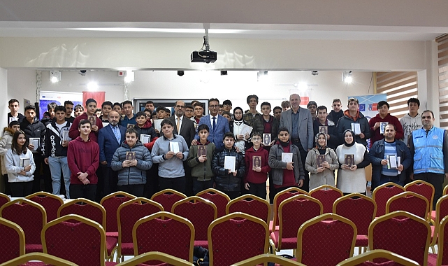 Dersimi Seçiyorum, Kur'an'ımı Alıyorum' Projesi Öğrencilerle Buluştu