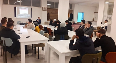 Karaman’da "En Uzun Gecede Tefekkür" Etkinliği Düzenlendi