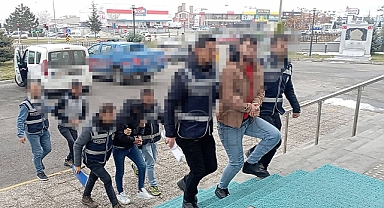 Karaman'da kadının 1 milyon lirasını dolandırdılar: 3 şüpheli tutuklandı