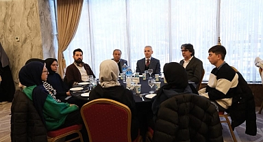 Karaman’da Yetim Çocuklara “Tombul Ekmek Arası Karaman Köftesi” Etkinliği