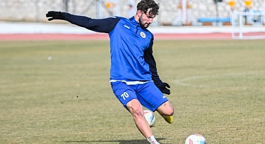 Karaman FK'da O İsim Hiç İlk 11'de Oynama Şans Bulamadı