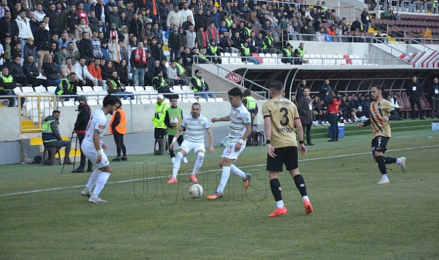 Karaman FK Evinde Van Spor'a 2-0 Mağlup Oldu