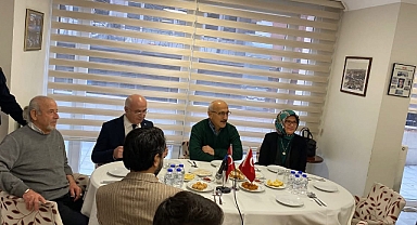 KAREV’in Aralık ayı Öğrenci Toplantısının konukları Elvan çifti oldu