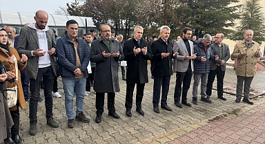 Kavgada öldürülen Karamanlı genç taksici okulunda anıldı