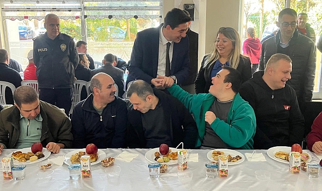 Kaymakam Erdoğan, özel öğrencilerin mutluluğuna ortak oldu