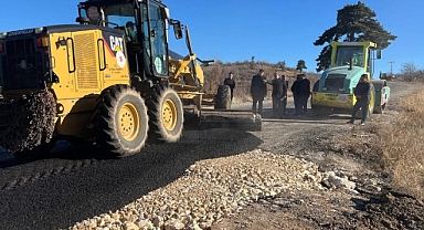 Kaymakam Erdoğan yol çalışmalarını inceledi
