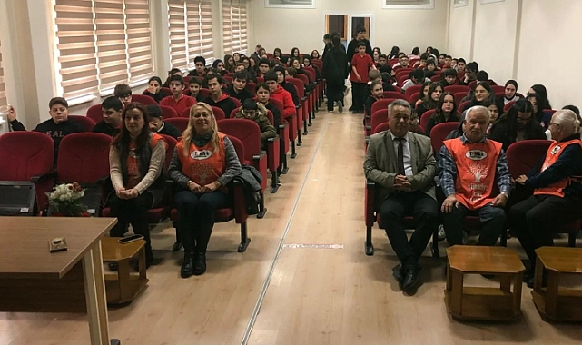 Öğrencilere TEMA'yı anlattılar
