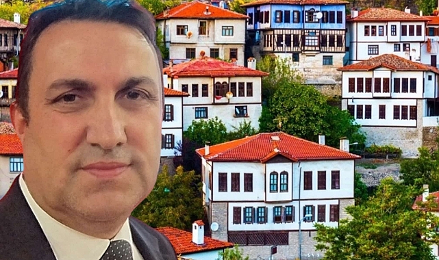 Şair Şaşma Şiir Yarışmasından ikincilik ödülüyle döndü