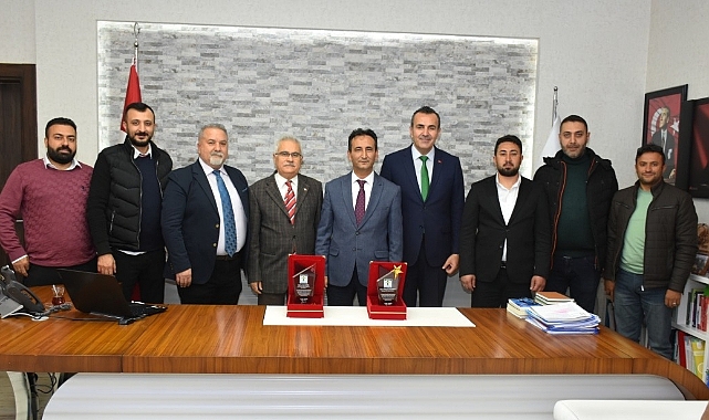 Sürücü kurslarının eğitime katkıları ve yürütülen faaliyetler ele alındı