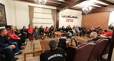Vali Çiçekli’den sporculara tavsiye: “Başarı Cesaret ve Azimle Gelir”