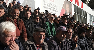 Vali Çiçekli’den Karaman FK'ya tribün desteği