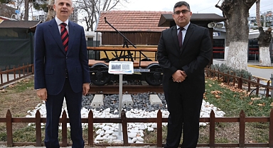 Vali Çiçekli: YHT Karaman'ı Büyükşehirlere bağlayan önemli bir köprü vazifesi görüyor