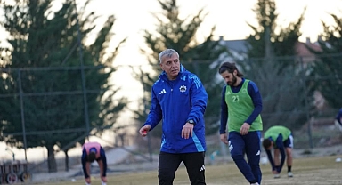 68 Aksarayspor Teknik Direktörü Yıldırım: Nokta Transferler Yapılacak