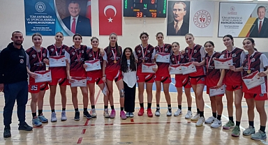 Basketbolda Yarı Finale Çıkan Takımlar Belli Oldu
