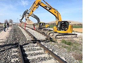 Ereğli’de Hızlı Tren İçin Altyapı Tamamlandı, Raylar Döşeniyor