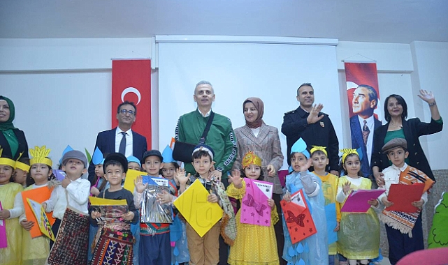 Karaman'da 50 Bin Öğrenci Karnelerini Alarak Yarıyıl Tatiline Girdi