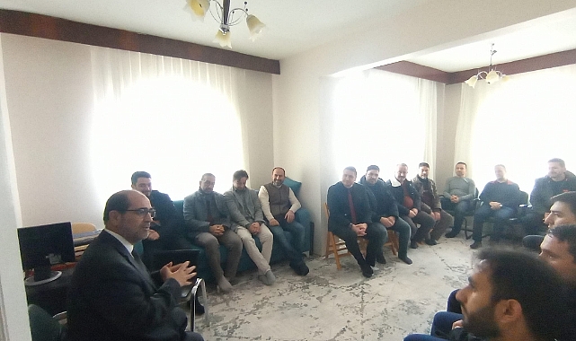 Karaman'da Baba Okulu Semineri Düzenlendi 