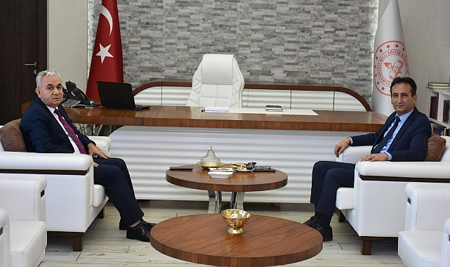 Karaman Defterdar Vekili Karpınar'dan İl Müdürü Çalışkan'a Ziyaret
