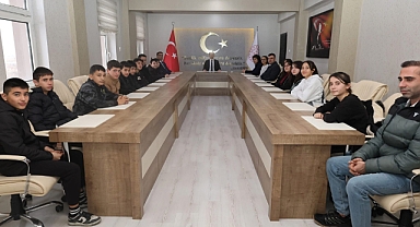 Kaymakam’dan öğrencilere kariyer tavsiyeleri