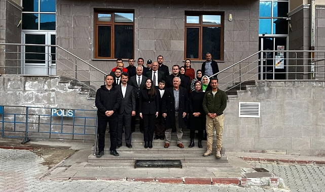 Kaymakam Karlıca personeliyle vedalaştı