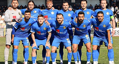 Kırmızı Grupta Lider Serik Belediyespor 3 puanı tek golle aldı