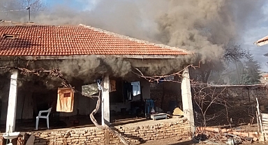 Mutfak tüpünden yangın çıktı, karı-koca yaralandı