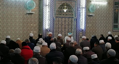 Sultan Bahattin Camisinde Sabah Namazı Buluşması Düzenlendi