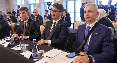 Vali Çiçekli Ankara'da yoğun bir gün geçirdi