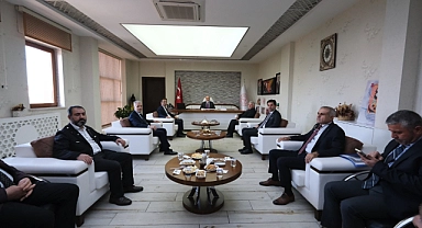 Vali Çiçekli'den İl Millî Eğitim Müdürlüğüne Ziyaret