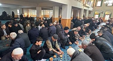 15 Temmuz Camii'nde Sabah Namazı Buluşması Gerçekleştirildi