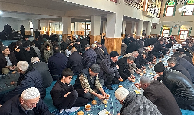 15 Temmuz Camii'nde Sabah Namazı Buluşması Gerçekleştirildi
