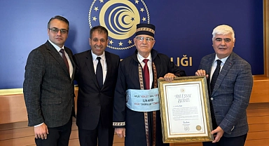 Ali Rıza Özkan Ahilik Beratını Bakan Bolat’ın Elinden Aldı 