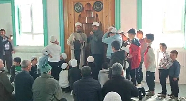 "Camiyi Seviyoruz, Namazla Buluşuyoruz" projesi ödülleri verildi