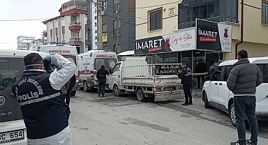 Karaman'da kahvehanede kriz geçiren genç hayatını kaybetti