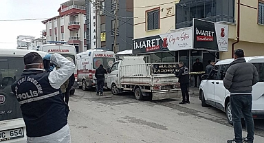 Karaman'da kahvehanede kriz geçiren genç hayatını kaybetti