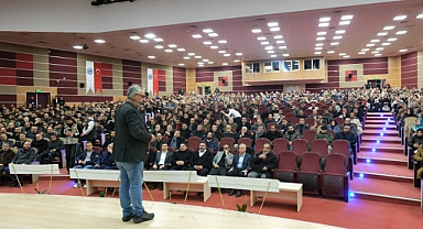 Karaman’da “Nesil Meselesi” Konferansı düzenlendi