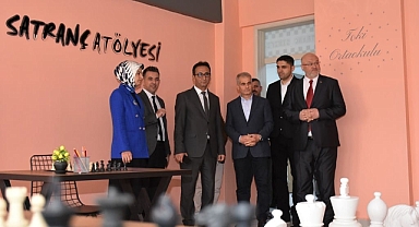 Karaman'da Yapay Zekâ ve Sanal Gerçeklik ile Astronomi Eğitimi Başlıyor!