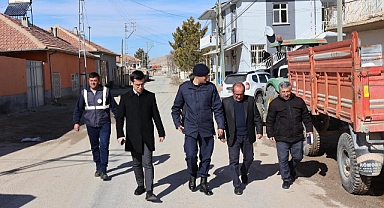 Kaymakam İlkay köylünün taleplerini dinledi