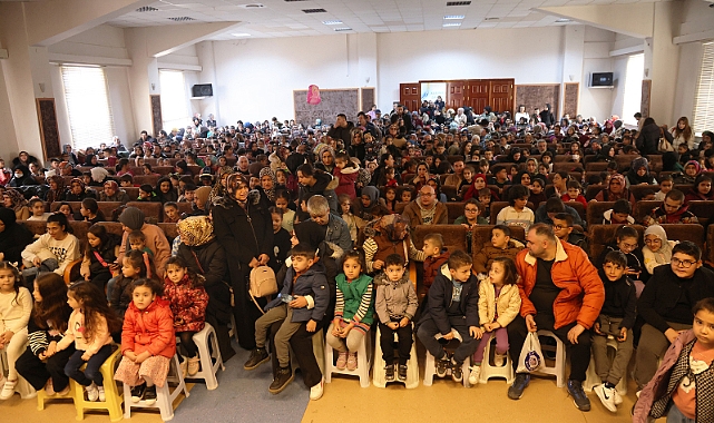 Tiyatro Etkinliği Büyük İlgi Gördü
