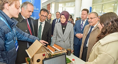 TÜBİTAK 2204 Bölge Finalinde Genç Beyinler Yarışıyor