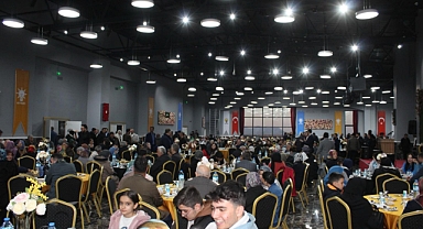 AK Parti Karaman Teşkilatı Geleneksel Vefa ve İftar Programında Buluştu