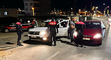 Aranan 10 kişi yakalandı. 6'sı tutuklandı