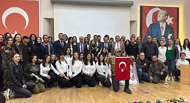 Güzel Sanatlar Lisesi Çanakkale Şehitlerini Andı