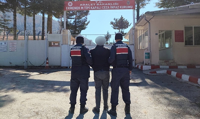 Karaman’da çeşitli suçlardan aranan 41 şüpheli yakalandı