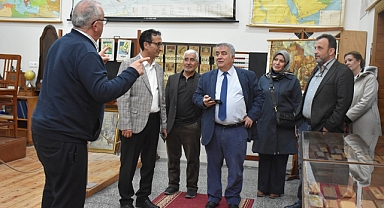 Karaman Öğretmen Akademileri’nde “Entelektüelin Yer Bildirimi” Söyleşisi Gerçekleşti