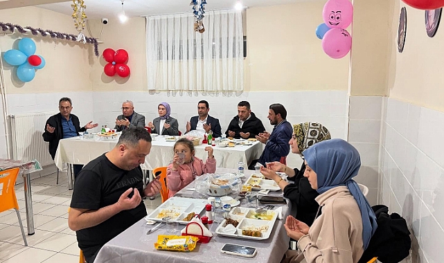 Kaymakam Çakır, Rehabilitasyon Merkezinde Özel Bireylerle İftarda Buluştu