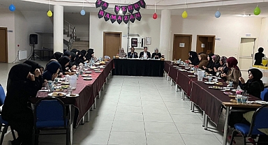 Kaymakam Erdoğan, kursiyerlerle iftar yaptı