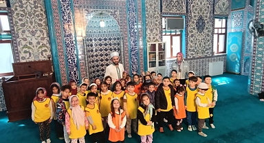 Minik Öğrencilerden Cami Ziyareti
