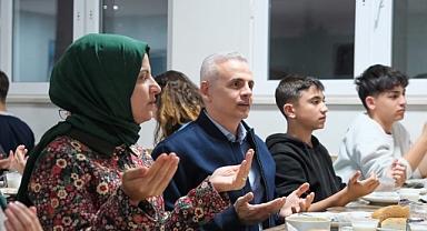 Necip Fazıl Kısakürek Sosyal Bilimler Lisesi Ailesi iftarda buluştu