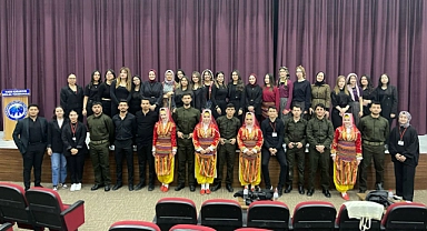 Öğrenciler Çanakkale Zaferinin 110. Yılını Kutladı